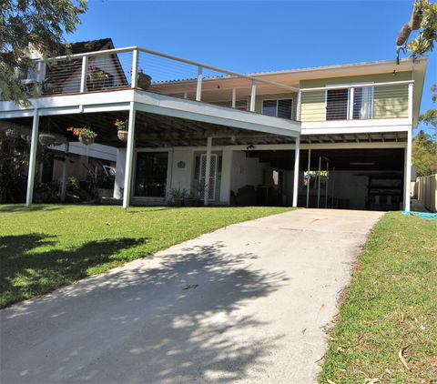 Sea Dreamer Cottage In Waldegrave - Northern Rivers Accommodation 1
