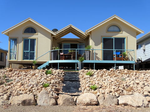 Telly's At Palm Cove - Northern Rivers Accommodation 0