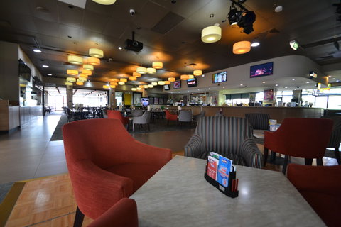 The Oaks Hotel Motel - Northern Rivers Accommodation 1