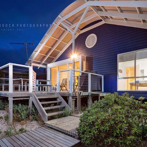 Alchemy On Island Beach - Northern Rivers Accommodation 0