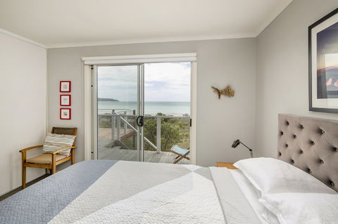 Alchemy On Island Beach - Northern Rivers Accommodation 1
