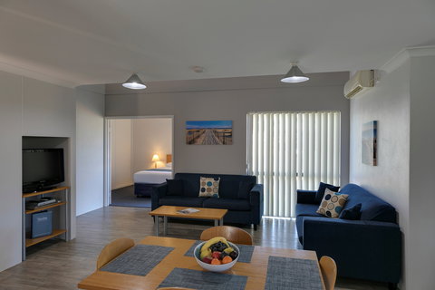Amalfi Resort  Busselton - Northern Rivers Accommodation 2