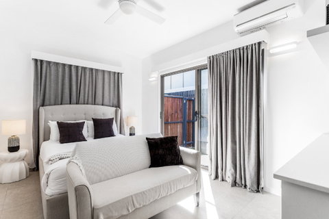 Bahari Studio - Northern Rivers Accommodation 0