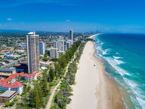 Burleigh Esplanade Apartments - Northern Rivers Accommodation 1