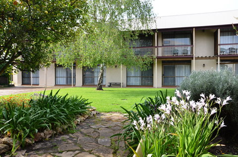 Coonawarra Motor Lodge - Northern Rivers Accommodation 0