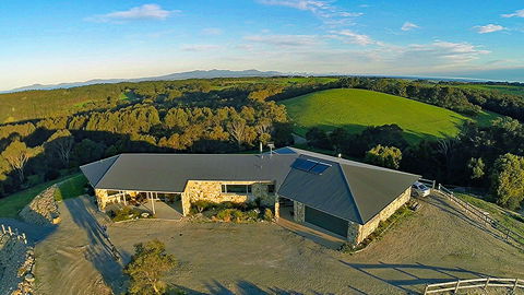 Eagle Rock Retreat - Northern Rivers Accommodation 0