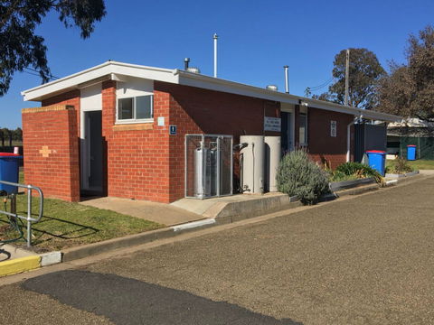 Harden Caravan Park - Northern Rivers Accommodation 2