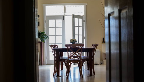 Merewether Beach House B And B - Northern Rivers Accommodation 1