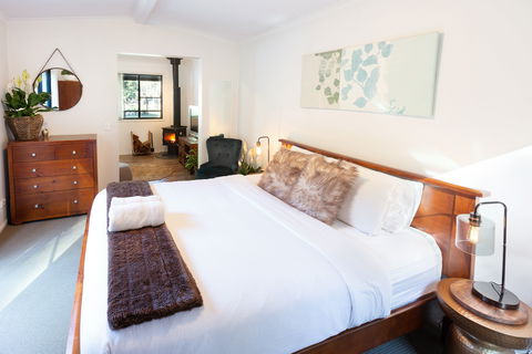 Mystwood Retreats - Northern Rivers Accommodation 0