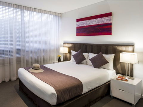 Oaks Nelson Bay Lure Suites - Northern Rivers Accommodation 0