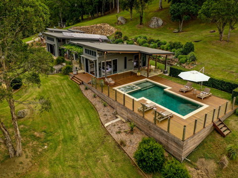 Ravensdale Retreat - Yarramalong Valley - Northern Rivers Accommodation 0