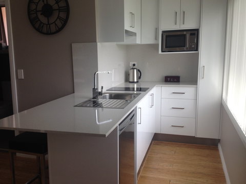 Shellharbour Village Escape - Northern Rivers Accommodation 1