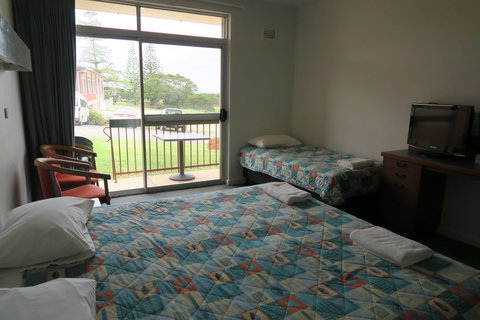 Tathra Hotel - Motel - Northern Rivers Accommodation 2
