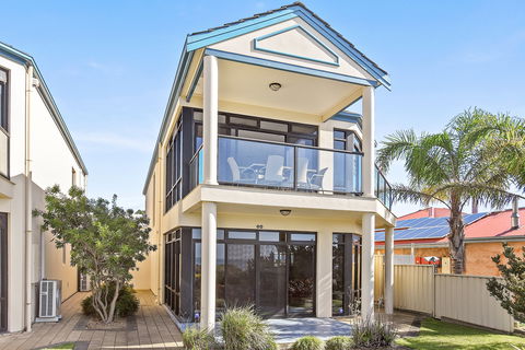 63 Franklin Parade - Northern Rivers Accommodation 1