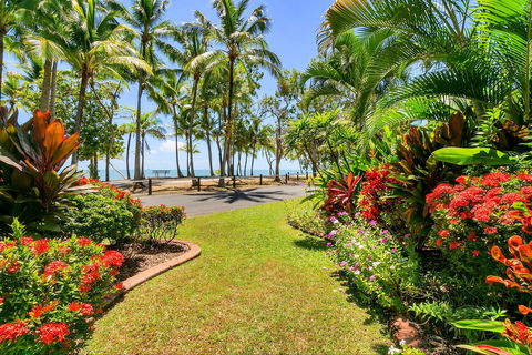 Agincourt Beachfront Apartments - Northern Rivers Accommodation 0