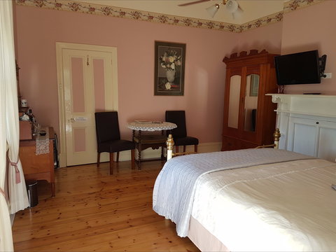 Angas Plains Wines Suites - Northern Rivers Accommodation 0