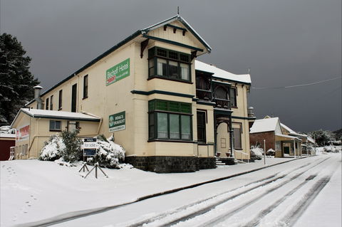Bischoff Hotel - Northern Rivers Accommodation 0