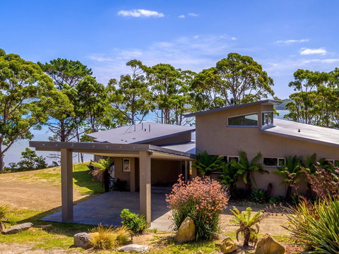 Cloudy Bay Lagoon Estate - Northern Rivers Accommodation 1
