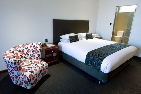 Commodore On The Park - Northern Rivers Accommodation 1
