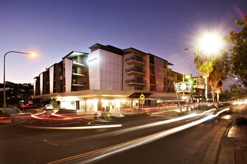 Grand Hotel And Apartments Townsville - Northern Rivers Accommodation 0