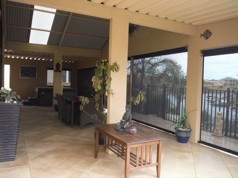 Happy Gilmore - Northern Rivers Accommodation 1