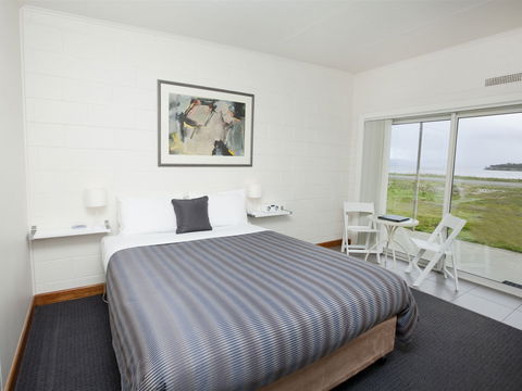 Hotel Bruny - Northern Rivers Accommodation 1