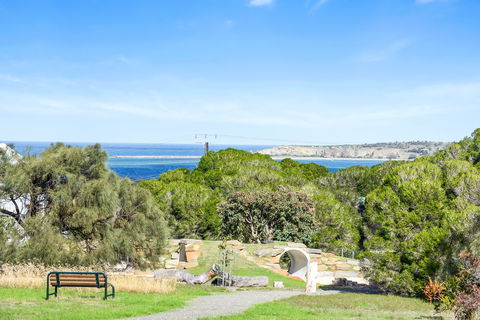 Islandview - Hayborough - Northern Rivers Accommodation 0