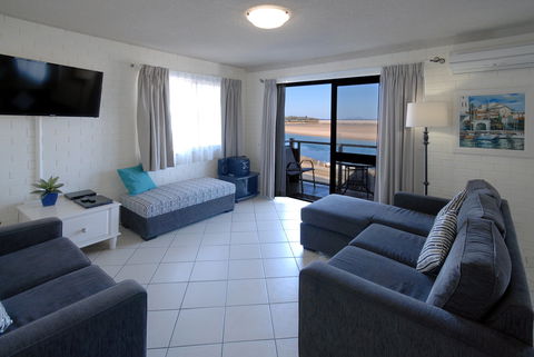 Marcel Towers Holiday Apartments - Northern Rivers Accommodation 1