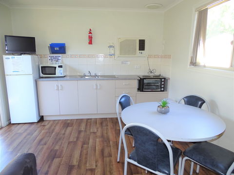 Moonta Bay Cabins - Cabin 3 - Northern Rivers Accommodation 1