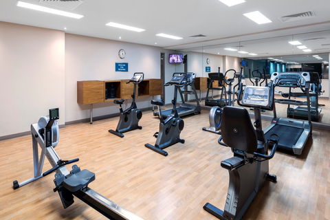 Oaks Glenelg Plaza Pier Suites - Northern Rivers Accommodation 2