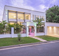 Riviera Waters Broadbeach - Vogue Holiday Homes - Northern Rivers Accommodation