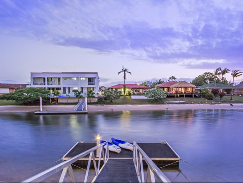 Riviera Waters Broadbeach - Vogue Holiday Homes - Northern Rivers Accommodation 2