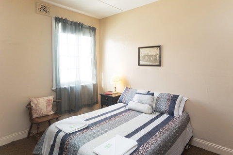 Southern Railway Hotel - Northern Rivers Accommodation 2