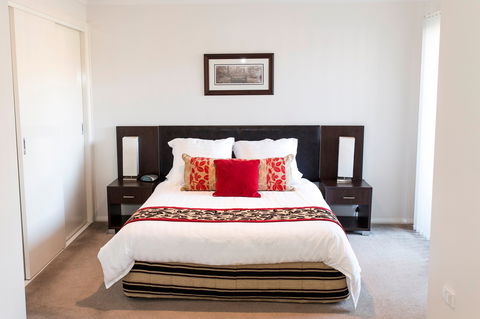 Stay Bathurst - Northern Rivers Accommodation 1