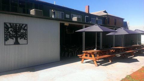 The Port Of Bourke Hotel - Northern Rivers Accommodation 1