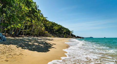 Trinity Beach Palace - Northern Rivers Accommodation 0