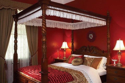 Varenna - Luxury Leura Accommodation - Northern Rivers Accommodation 1