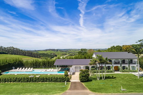 Villa St Helena - Northern Rivers Accommodation 2