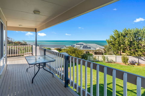 Whaler's Retreat - Northern Rivers Accommodation 0