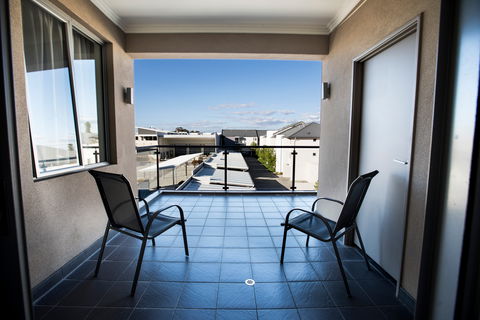 Zappeion Apartments - Northern Rivers Accommodation 2