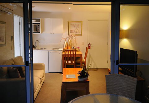 The Victoria Port Fairy - Northern Rivers Accommodation 6