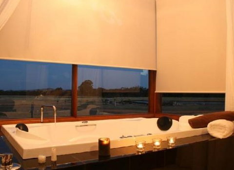 Aurora Cottages - Northern Rivers Accommodation 1