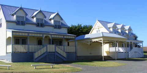 Belfast Cottages - Northern Rivers Accommodation 0