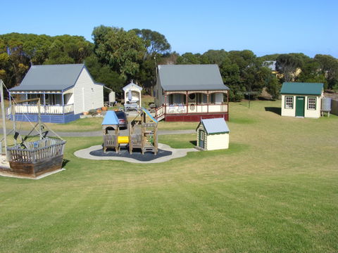 Belfast Cottages - Northern Rivers Accommodation 9