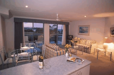 Breakers Apartments Mollymook - Northern Rivers Accommodation 3