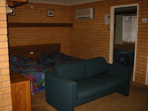 Country Comfort Tumut Valley Motel - Northern Rivers Accommodation 2