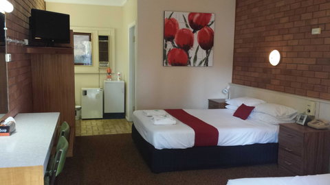 AA Hilldrop Motor Inn - Northern Rivers Accommodation 3