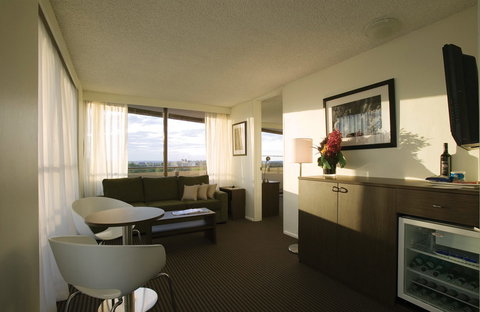 Hotel Urban Brisbane - Northern Rivers Accommodation 1