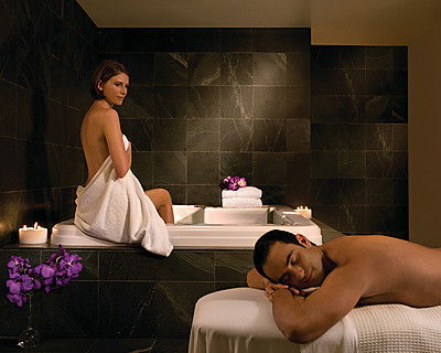 Four Seasons Hotel Sydney Spa - Northern Rivers Accommodation 1