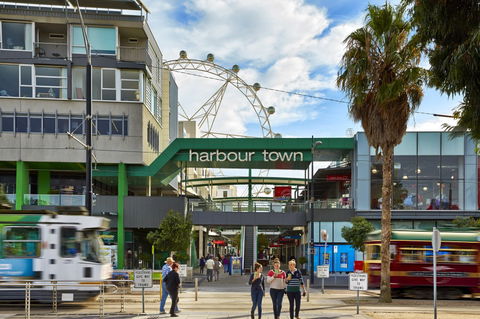 Harbour Town Melbourne - Northern Rivers Accommodation 0